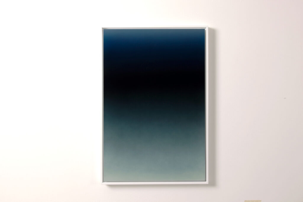 Light Phenomena 01, Ifen, New York, 2018. Alu-dibond, airbrushed gradient, white painter’s frame, 90 × 60 cm.