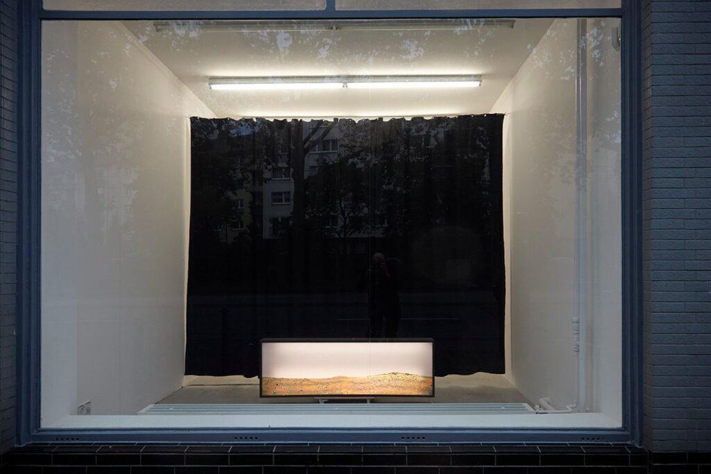 "From Copernicus to Cyberspace", Galerie Heike Strelow, 2012.