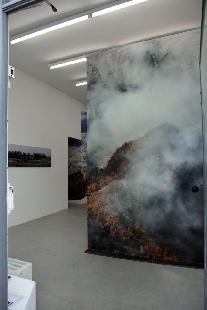 From Copernicus to Cyberspace, Galerie Heike Strelow, Frankfurt, 2012.
