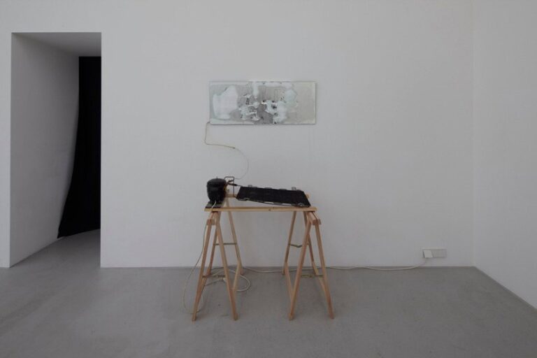 Nowhere to Be Found, Heike Strelow Gallery, Frankfurt, 2010.
