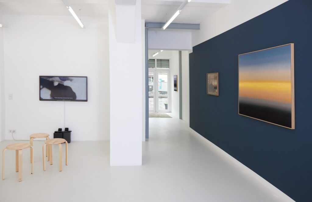 Wasted Sunsets, Galerie Heike Strelow, Frankfurt, 2023.