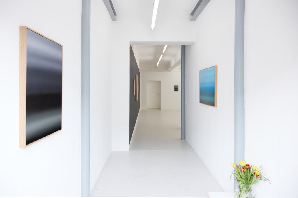 Wasted Sunsets, Galerie Heike Strelow, Frankfurt, 2023.