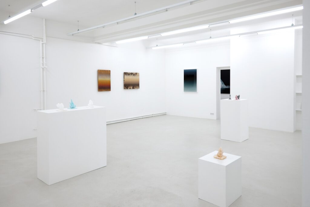 Mathias Kessler, Marble Works, installation view, Forever and Sunsmell, Galerie Heike Strelow, Frankfurt, 2019