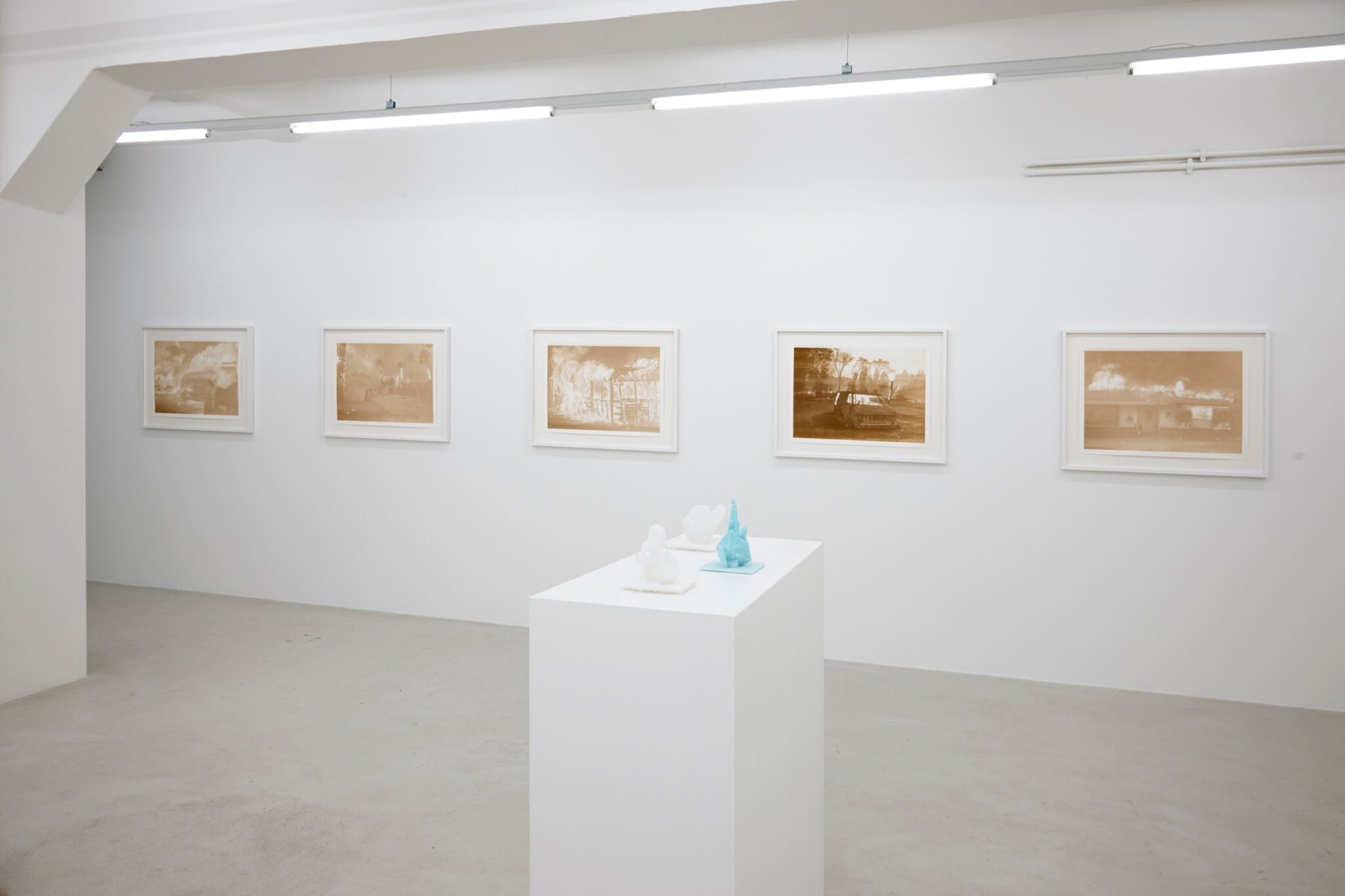 Mathias Kessler, Forever and Sunsmell, installation view, Galerie Heike Strelow, Frankfurt, 2019